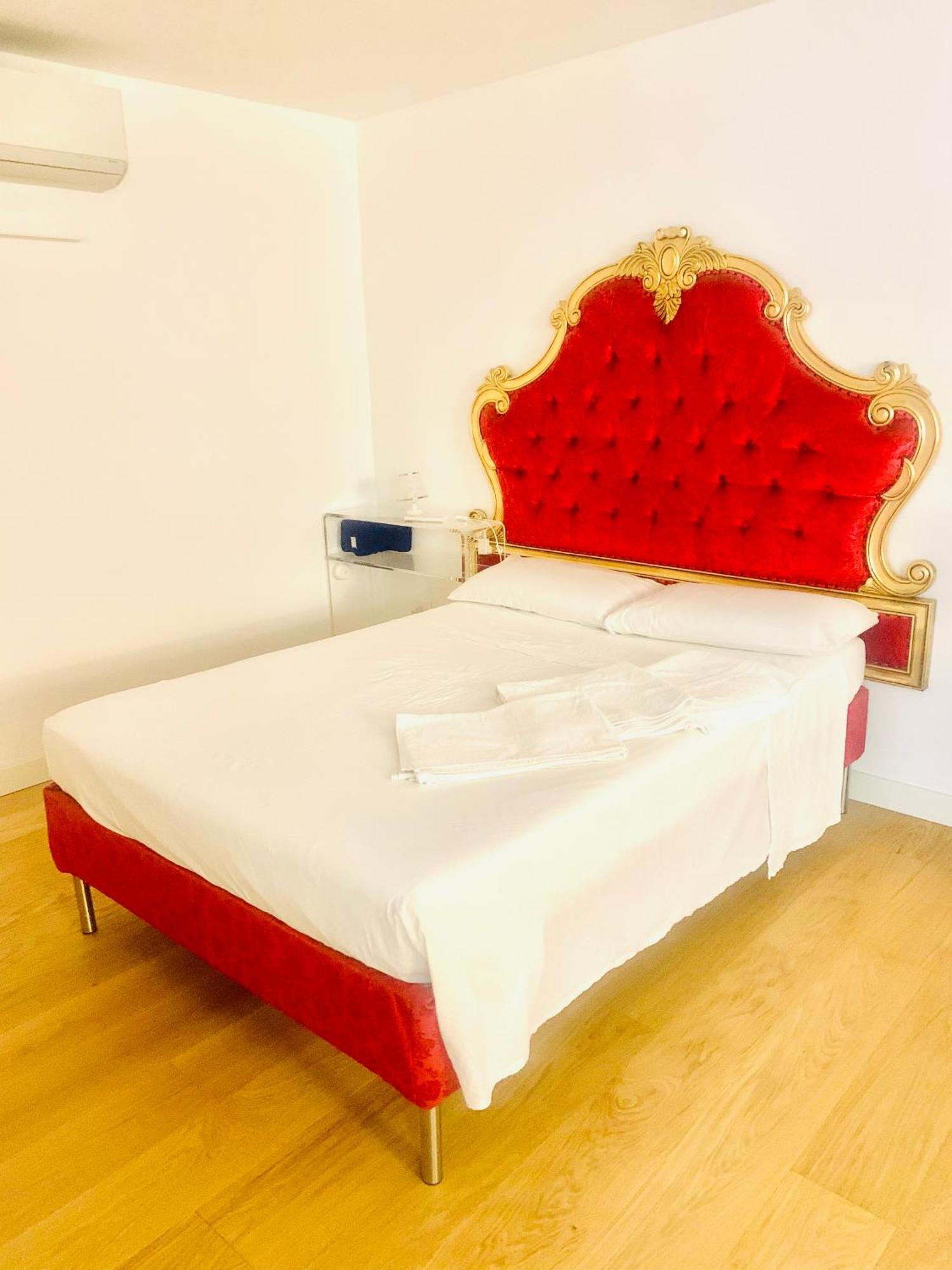 Le Stanze Del Brigante Bed & Breakfast Genoa Bagian luar foto
